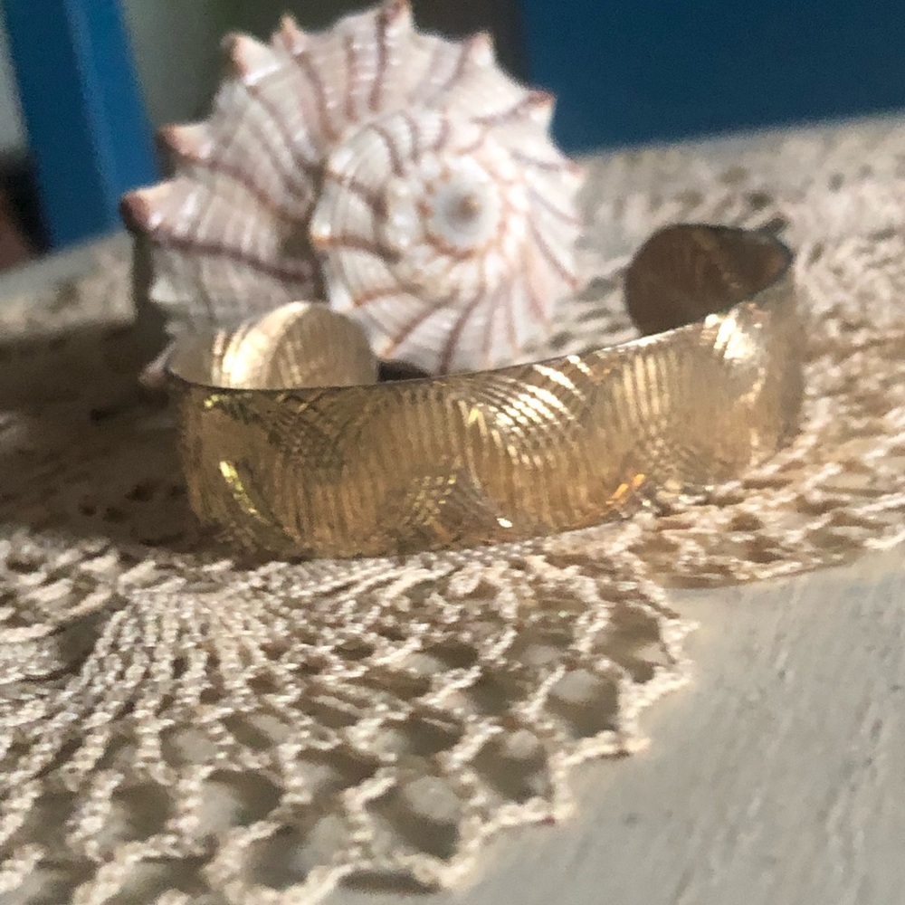 Vintage Golden Spiral Cuff Bracelet